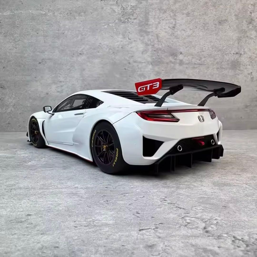 AUTOart NSX GT3 ホワイト 1/18スケールモデルミニカー