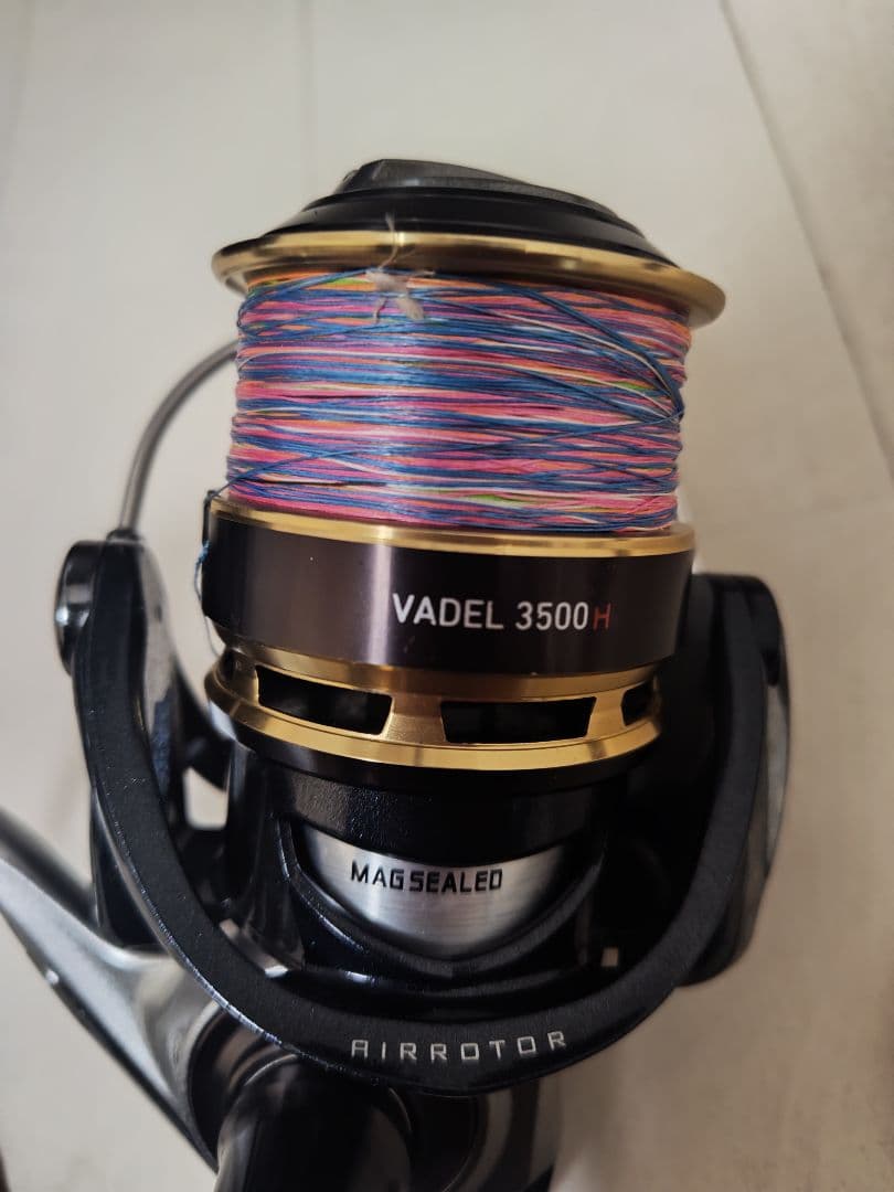 DAIWA　VADEL 3500H スピニングリール