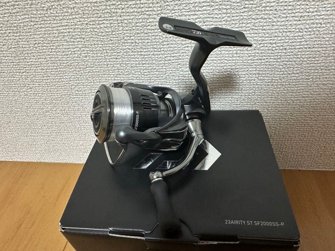 ダイワ　23 エアリティST SF 2000SS-P スピニングリール