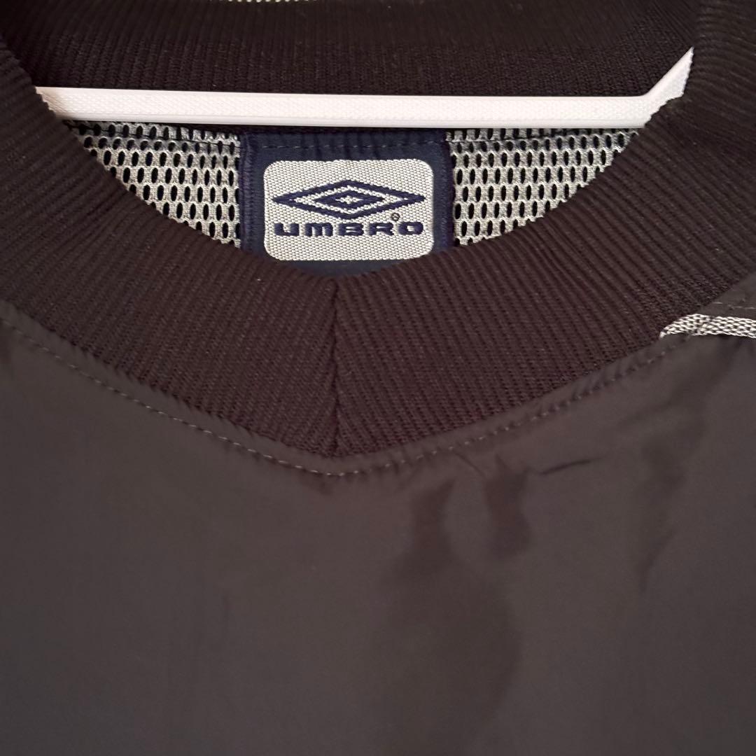 Y2K UMBRO アンブロ　プルオーバー ピステ ブロークコア センターロゴ