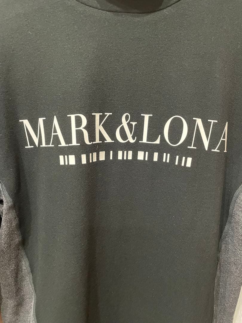 MARK&LONA Long-Sleeved High-Neck サイズM
