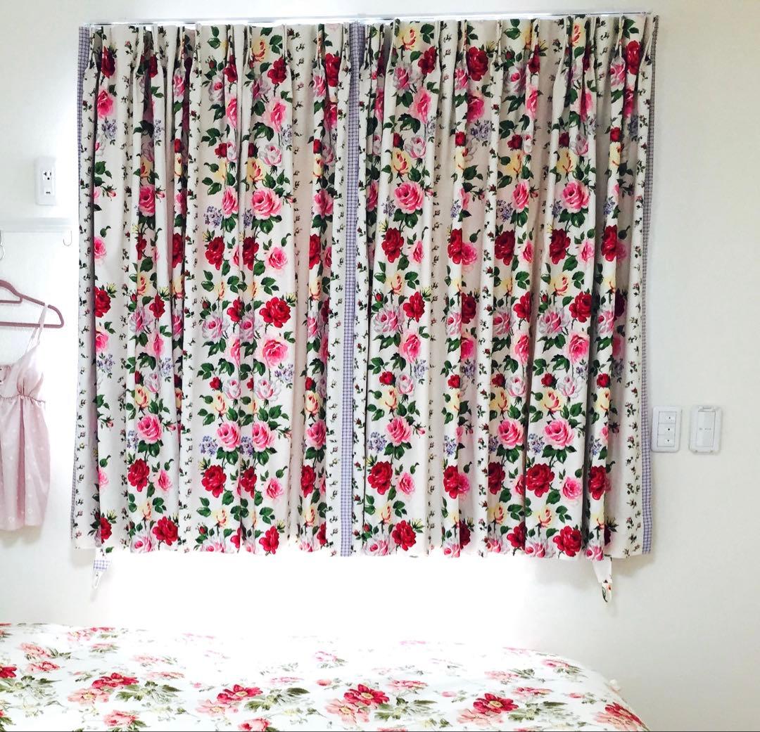 LAURA ASHLEY  カーテン 裏地付 ローズ×チェック柄２枚１組