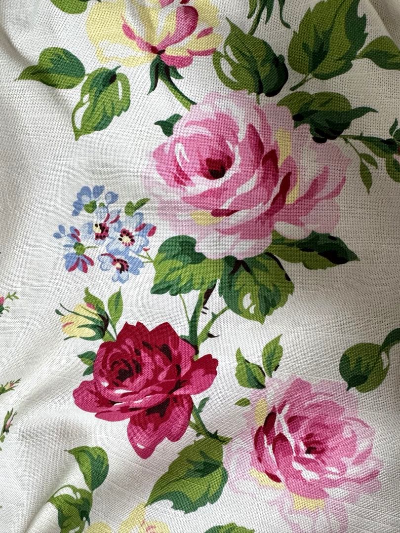 LAURA ASHLEY  カーテン 裏地付 ローズ×チェック柄２枚１組