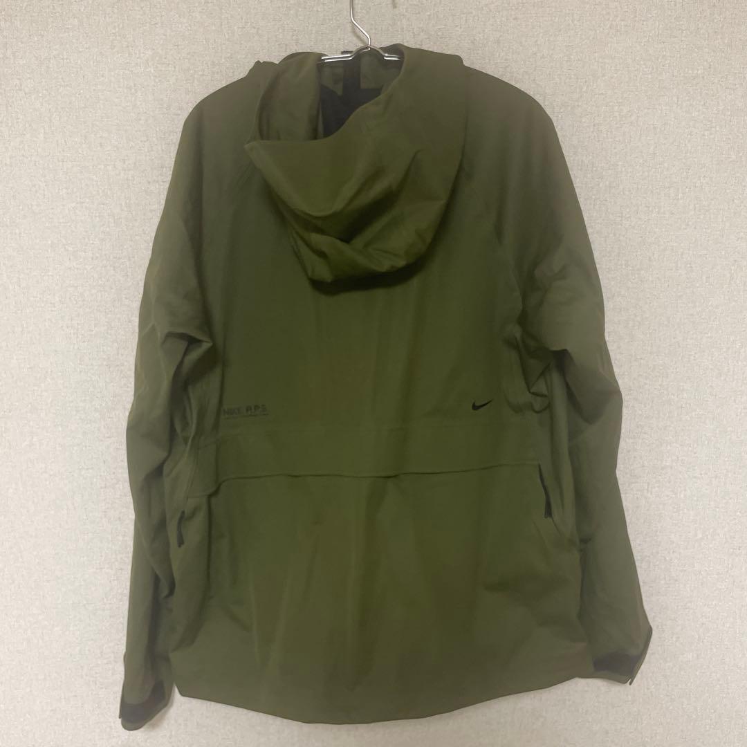 Nike storm-fit ADV ウインドブレーカー