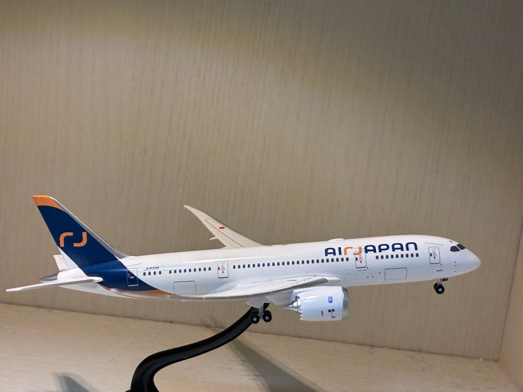 【超激レア】AIR JAPAN Boeing 787 1/400モデル