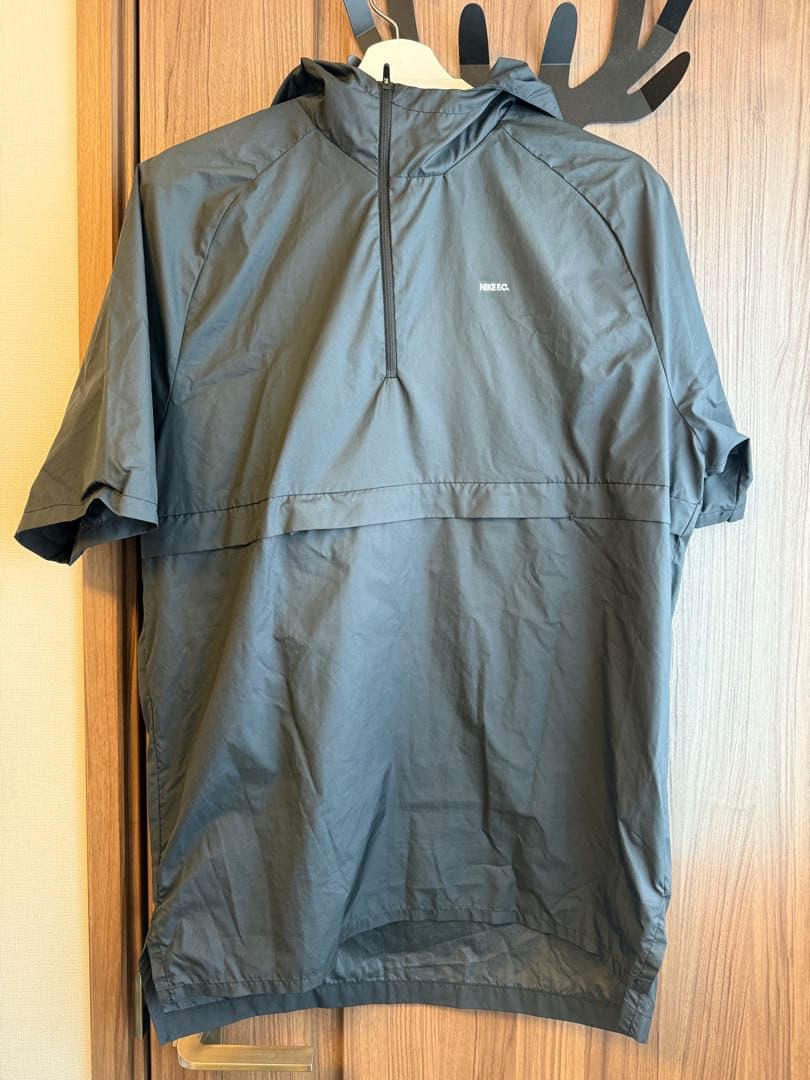 NIKE F.C. ナイキ fc 半袖 フード トレーニング シャツ