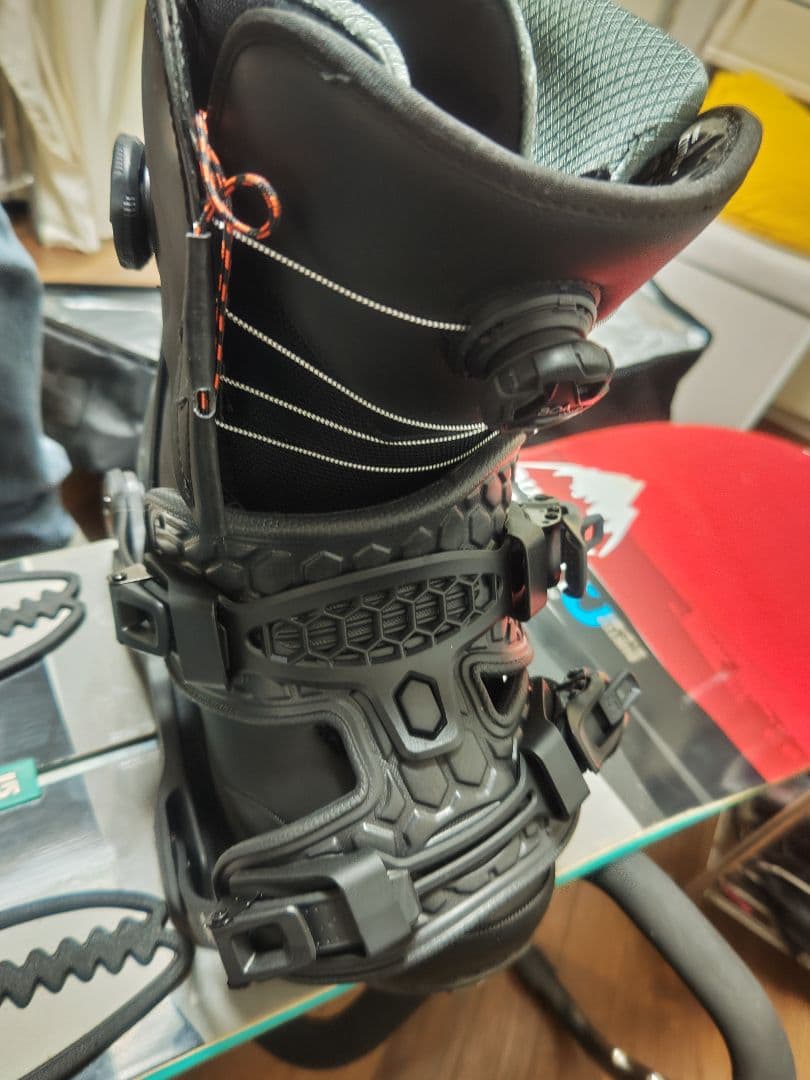 平野歩夢シグネチャー2015年モデルとリアエントリービンディングNITROブーツ