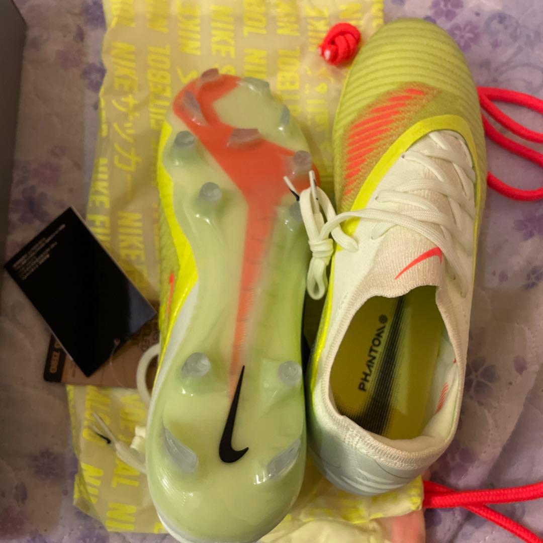 NIKE PHANTOM サッカーシューズ　fg新品未使用　トップモデル