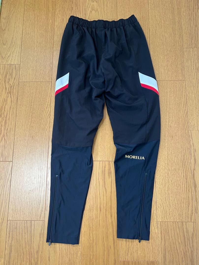 ⭐︎本日限りの大特価⭐︎Mizuno Morelia ジャージ Mサイズ ブラック