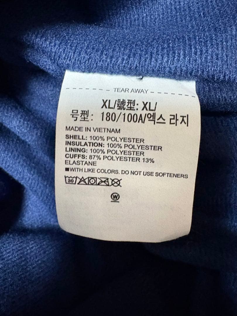 新品タグ付き　Under Armour ベンチコート XL ネイビー