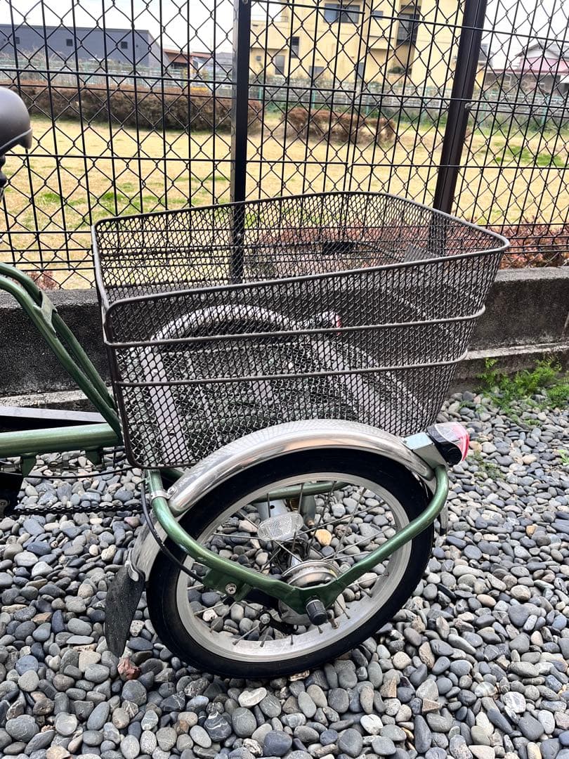 ビビ・ビビライフ BE-FU831 グリーン 三輪車