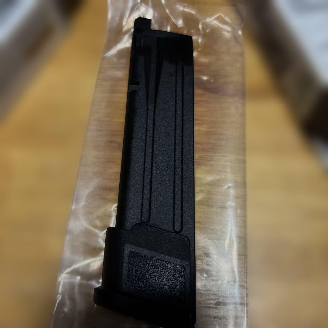 SIG M17 CO2スペアマガジン BK 2本セット
