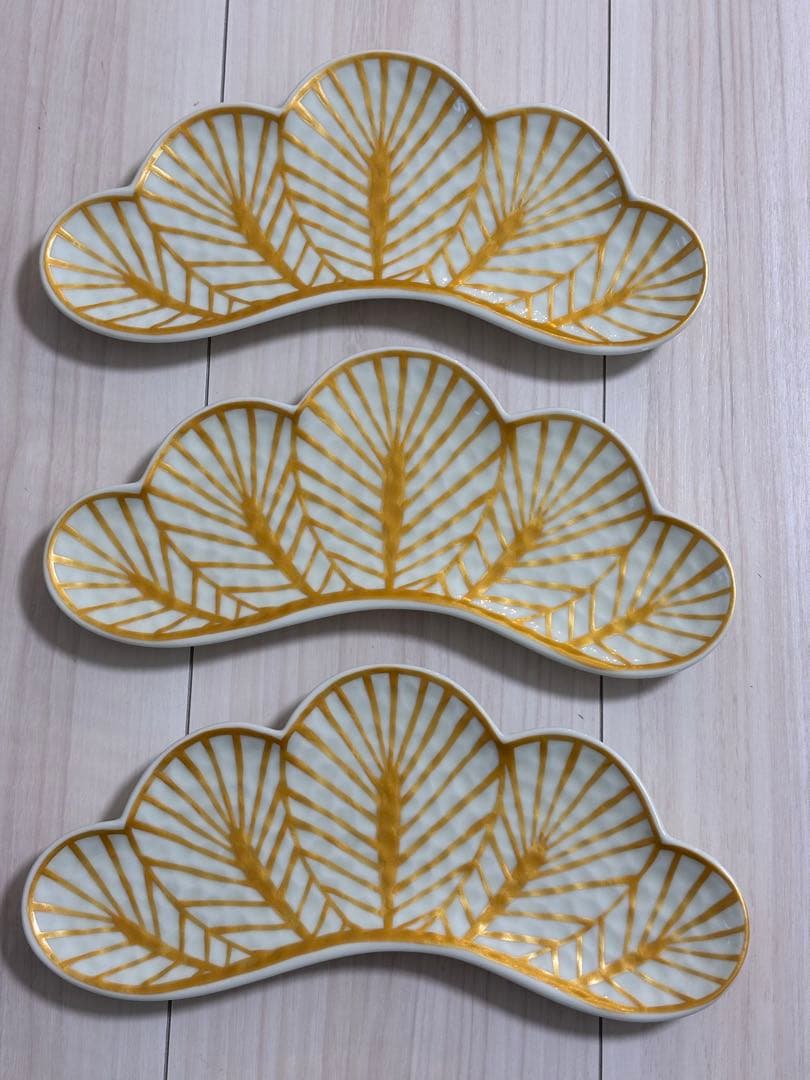 【新品】有田焼　幸楽窯　松葉形前菜皿　緑白6枚セット