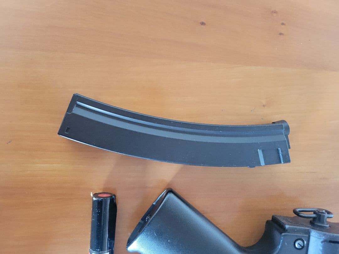 MP5K クルツ　電動ガン マガジン バッテリー付　東京マルイ　実働品