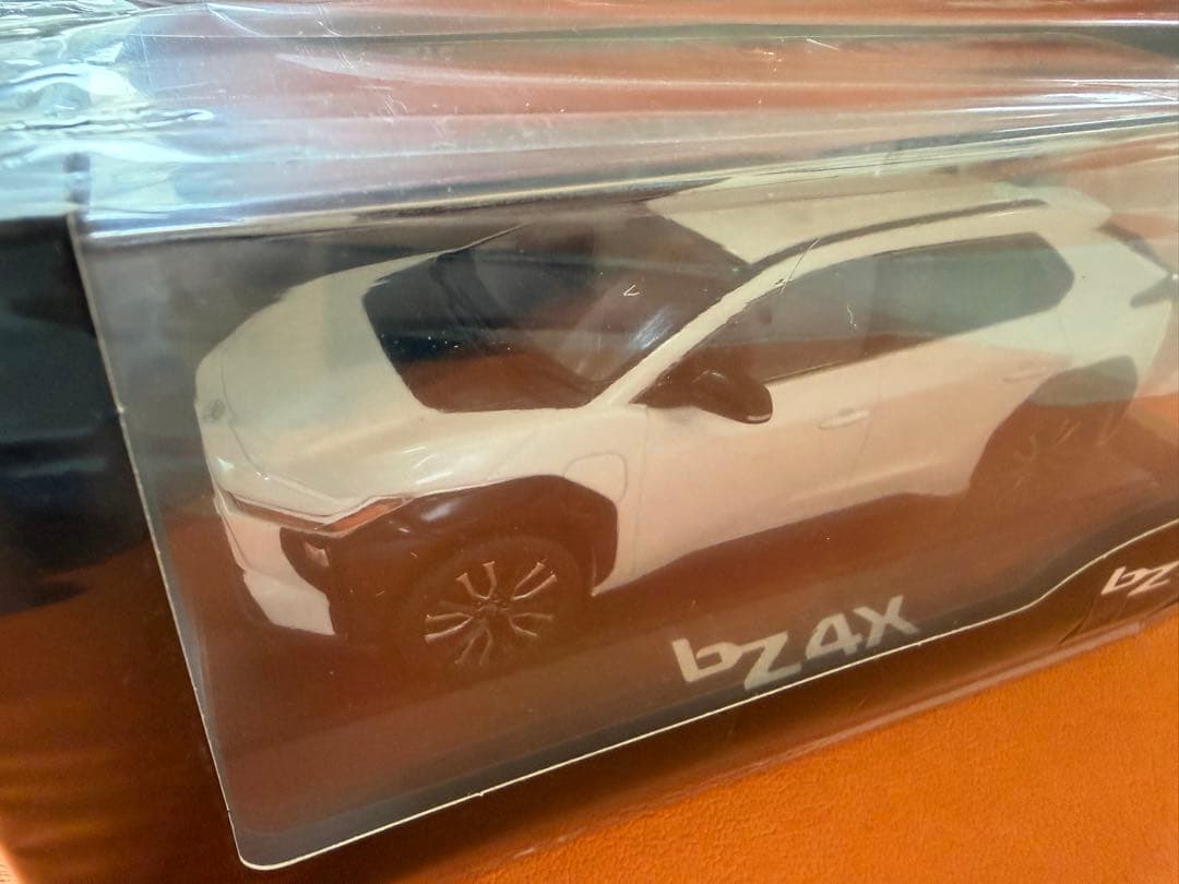 新型bz4x ミニカー