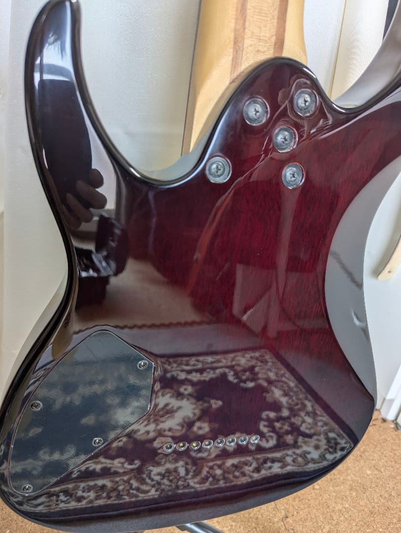 spear guitars 8弦ギター　カタログ外？　配線修理済
