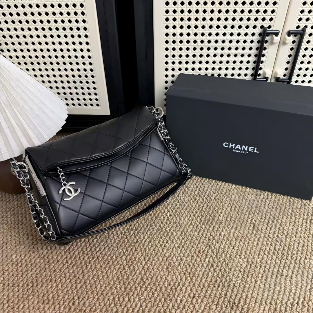 大容量の非売品 ブラック ショルダーバッグ メイクアップ用