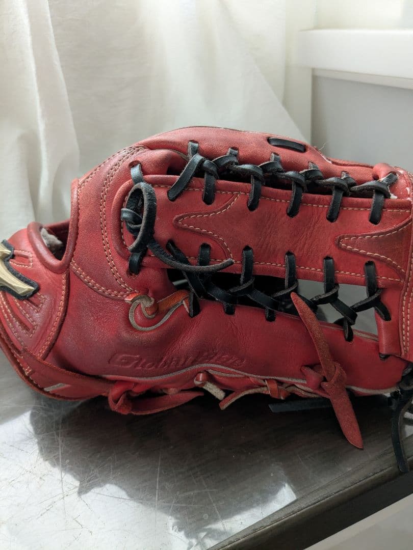 Mizuno Global Elite 軟式グローブ レッド