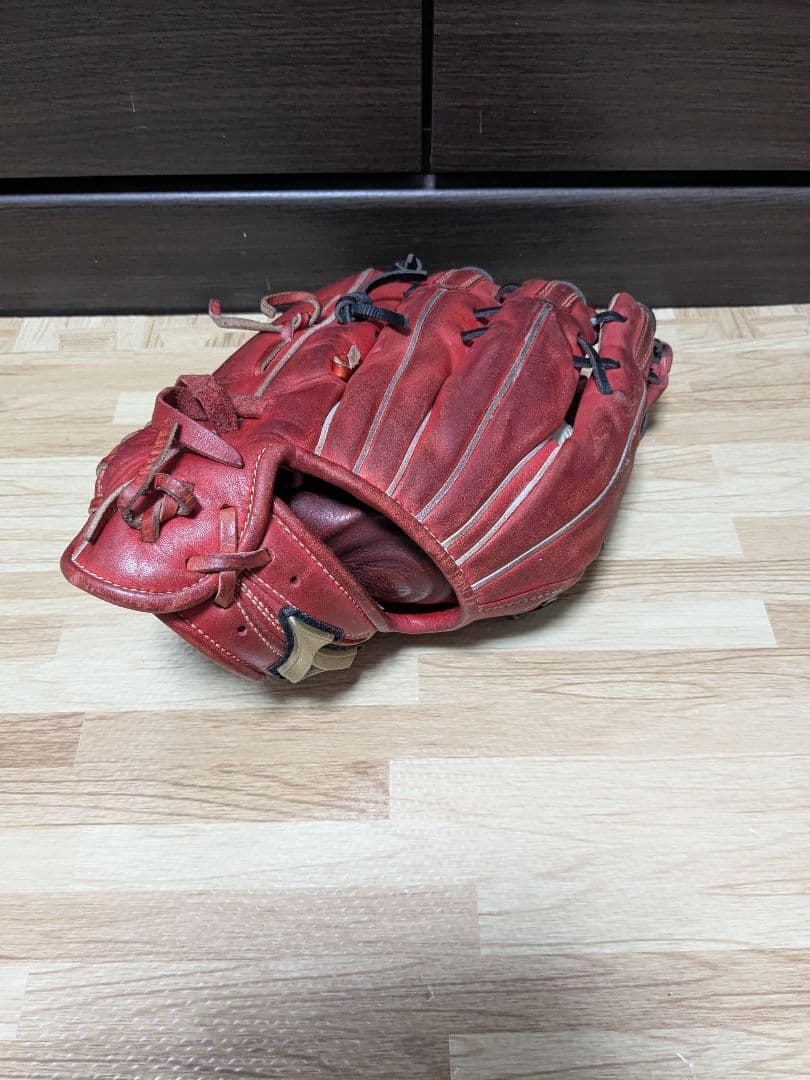 Mizuno Global Elite 軟式グローブ レッド
