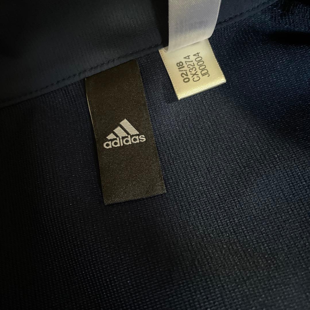 adidas上下ジャージ　Mサイズ