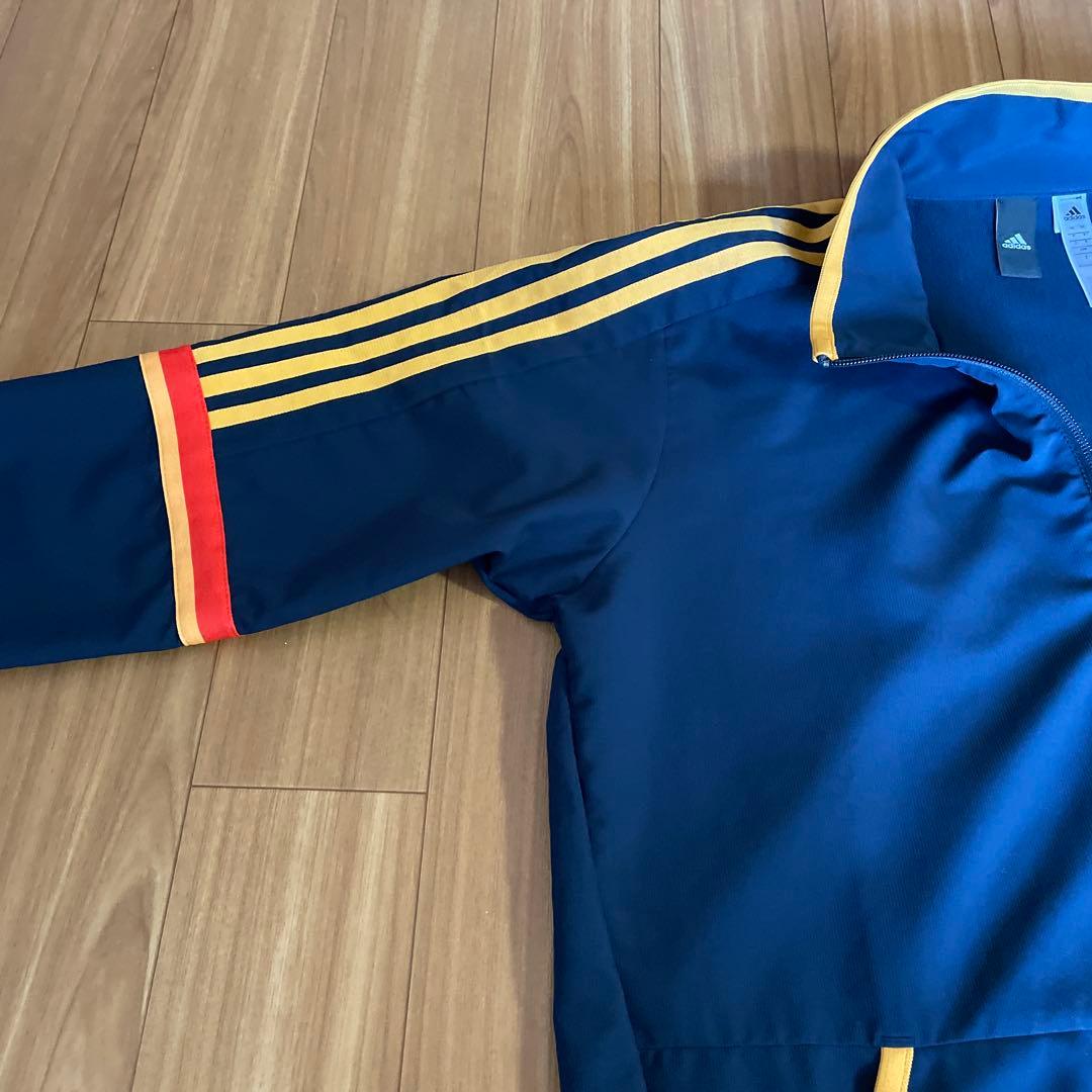 adidas上下ジャージ　Mサイズ