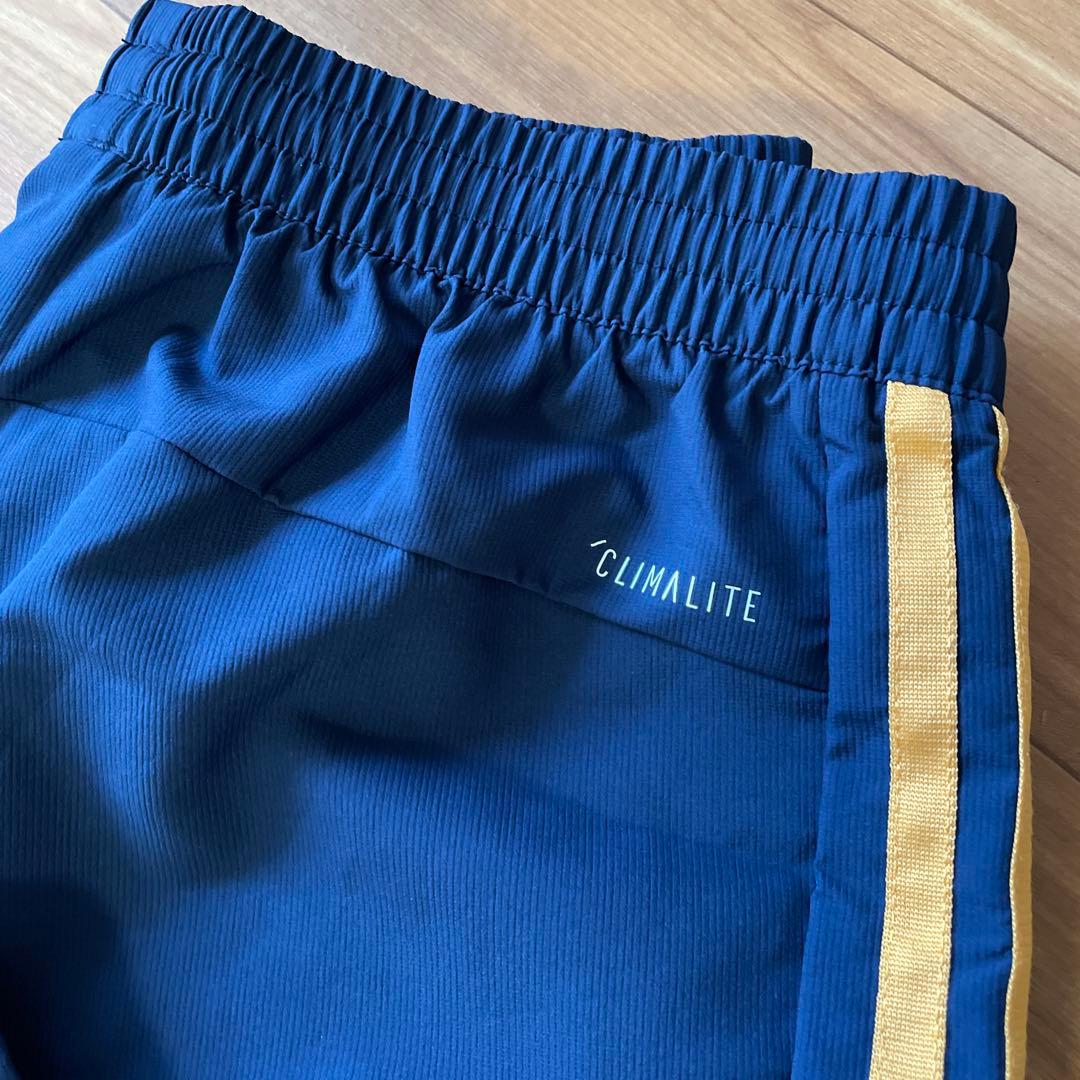 adidas上下ジャージ　Mサイズ
