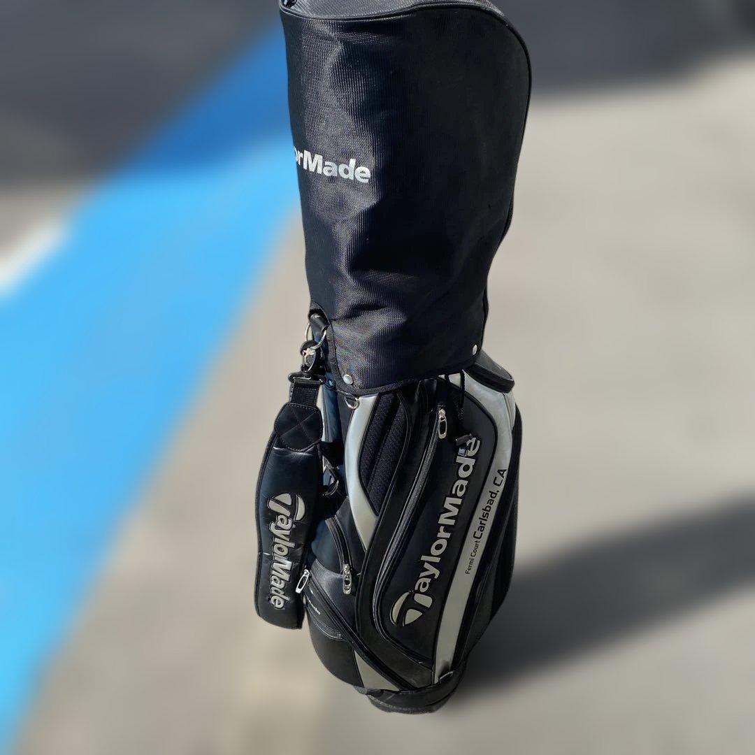 TaylorMade 軽量キャディバッグ ブラック/シルバー