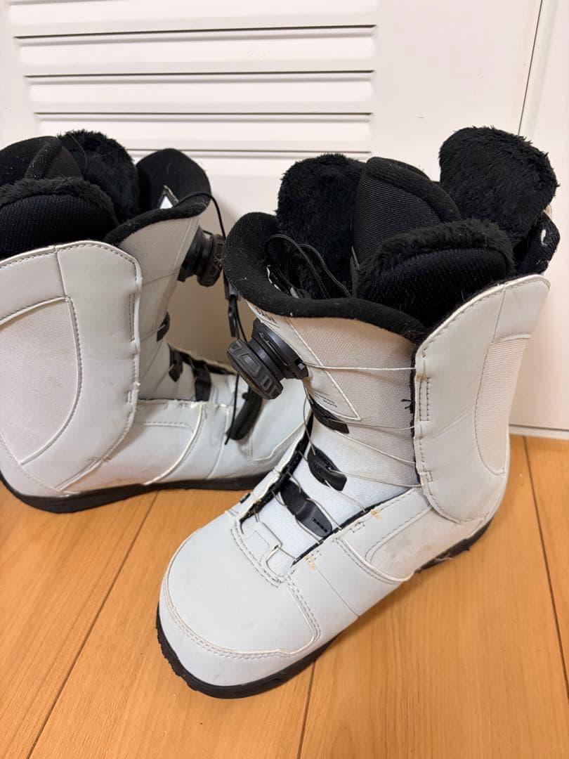 RIDEスノーボードブーツ 女性用 24cm