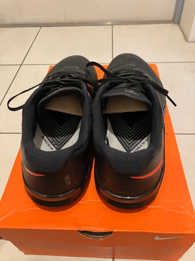 Nike トレーニングシューズ メトコン5 28cm