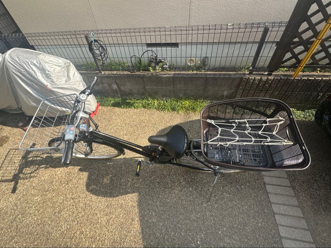 電動アシスト自転車26イン(色　黒) 防犯登録抹消届済　大阪近隣の方配達Ok
