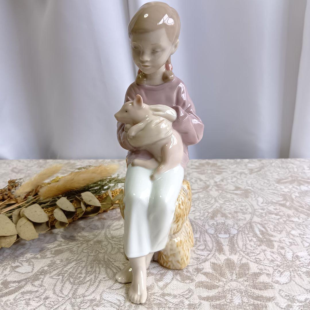 リヤドロ 0100 8285 少女 子豚 私のこぶたちゃん 美品 廃盤品 希少