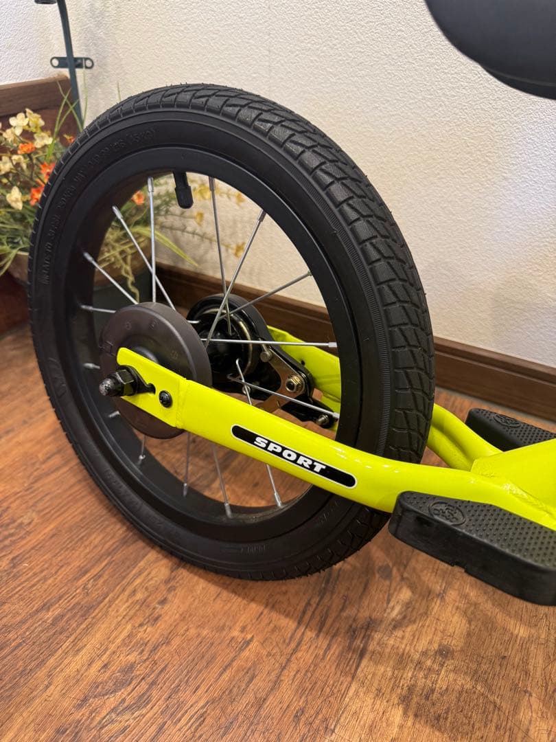 STRIDER 14x ストライダー　バランスバイク ライムイエロー カスタム