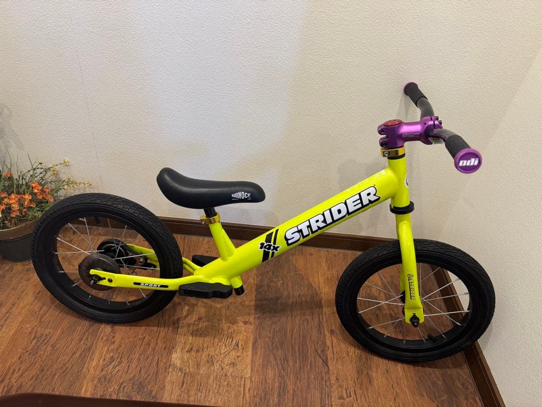 STRIDER 14x ストライダー　バランスバイク ライムイエロー カスタム