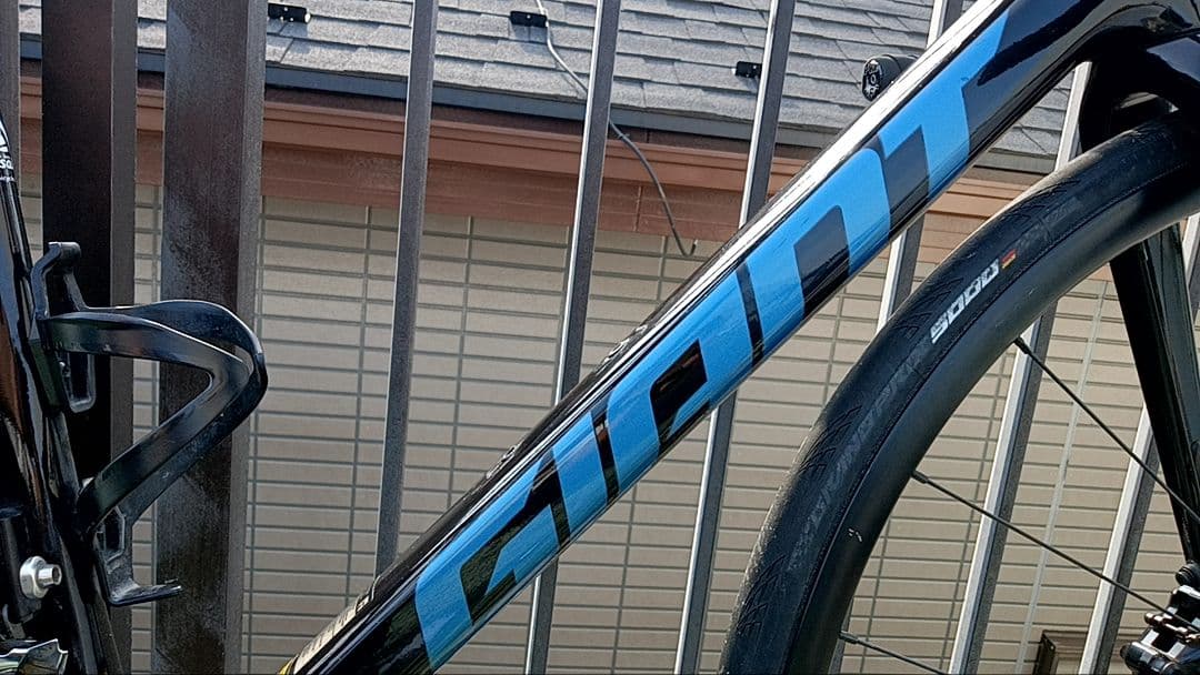 GIANT TCR ADVANCED 2 KOM ジャイアント　カーボン　軽量