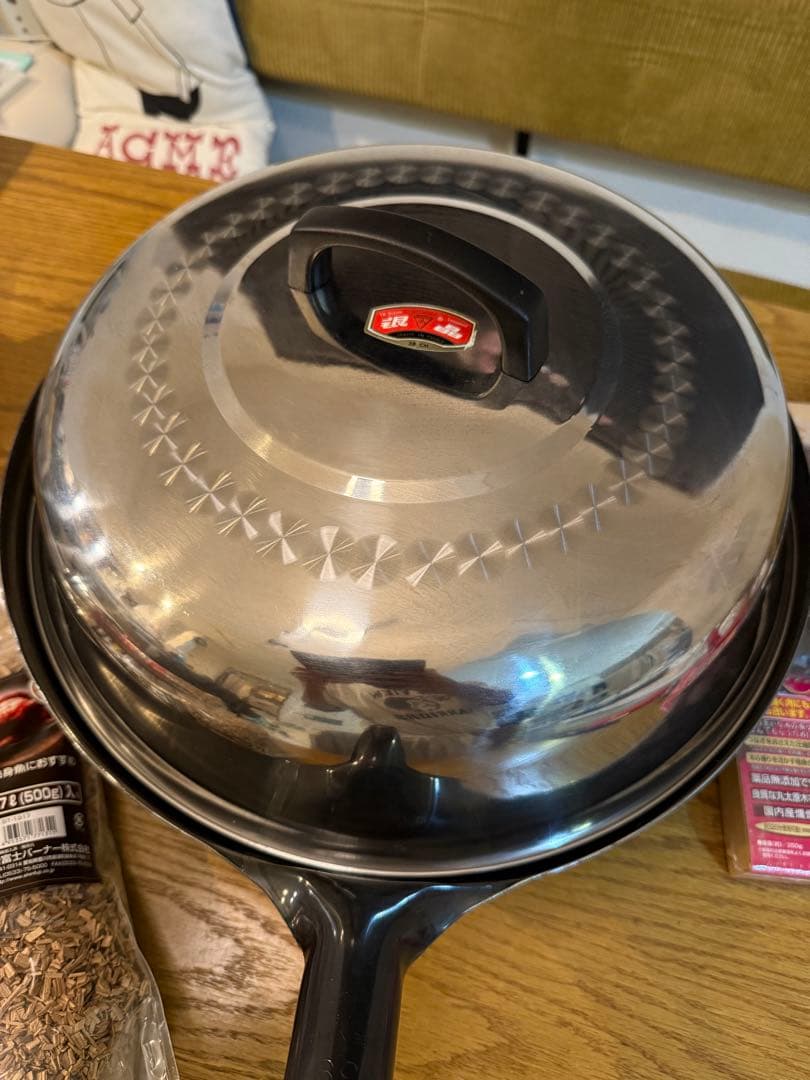 燻製セット、燻製用中華鍋、蓋、網、スモークウッド、チップ、パウダーなど未開封