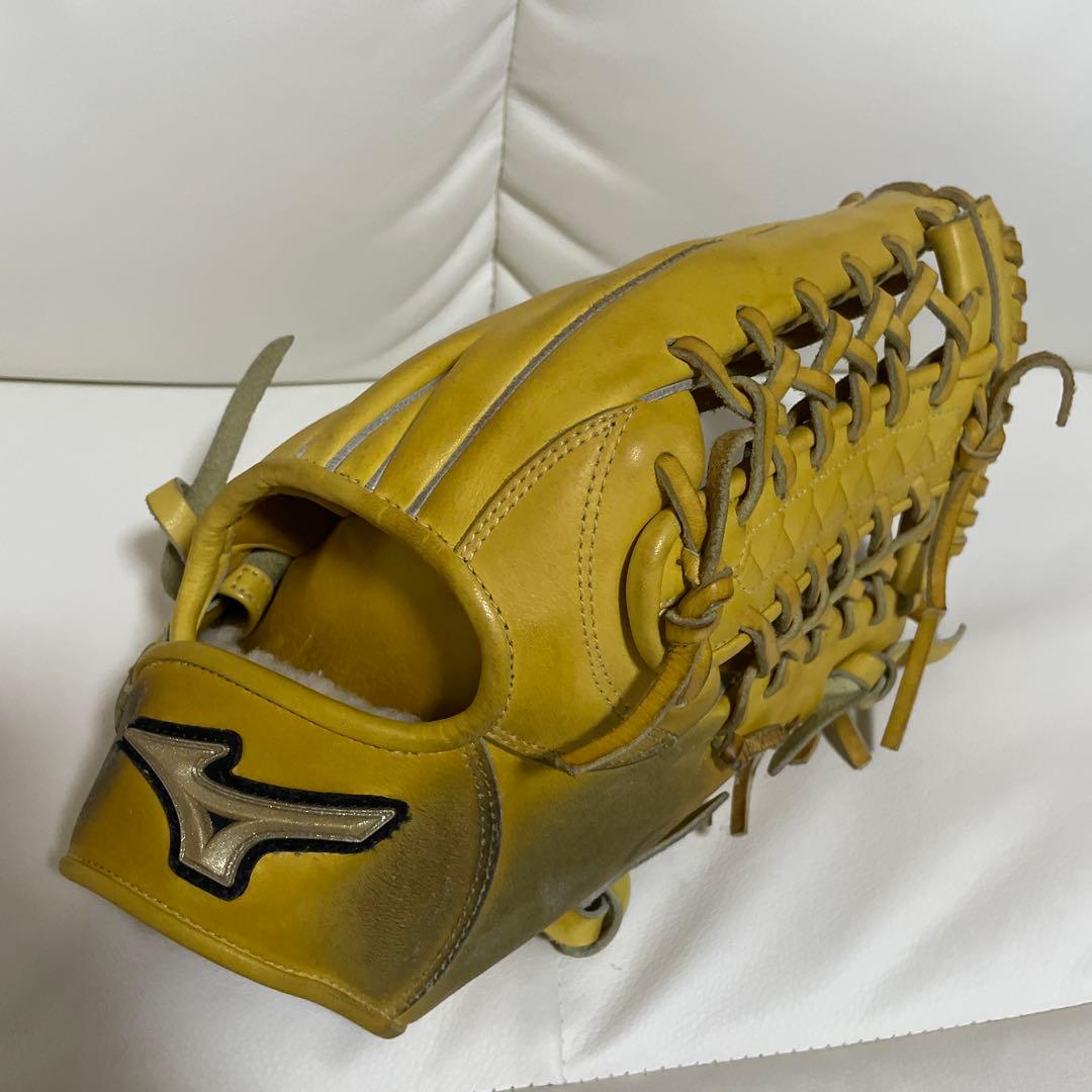 【まあ〜ご様】ミズノグローバルエリー硬式外野手用右投げグローブと公式ボールセット