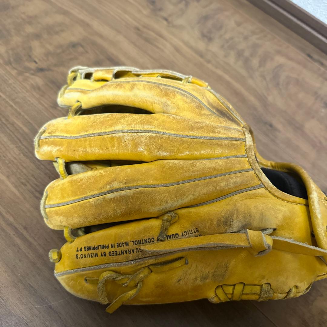 Mizuno Global Elite イエローグローブ U3