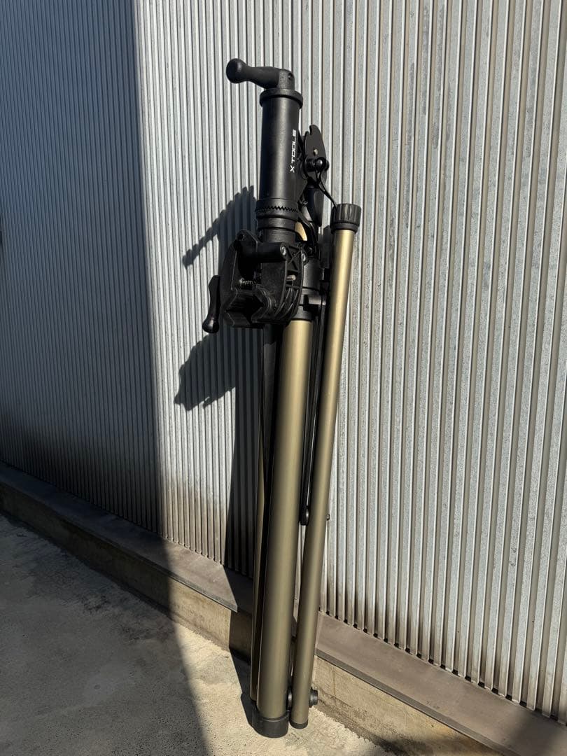 【美品】X-TOOLS メンテナンススタンド
