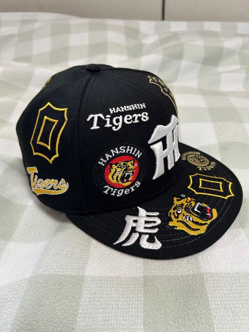 虎*7様 NEW ERA 9fifty 阪神タイガース 歴代エンブレムCAP