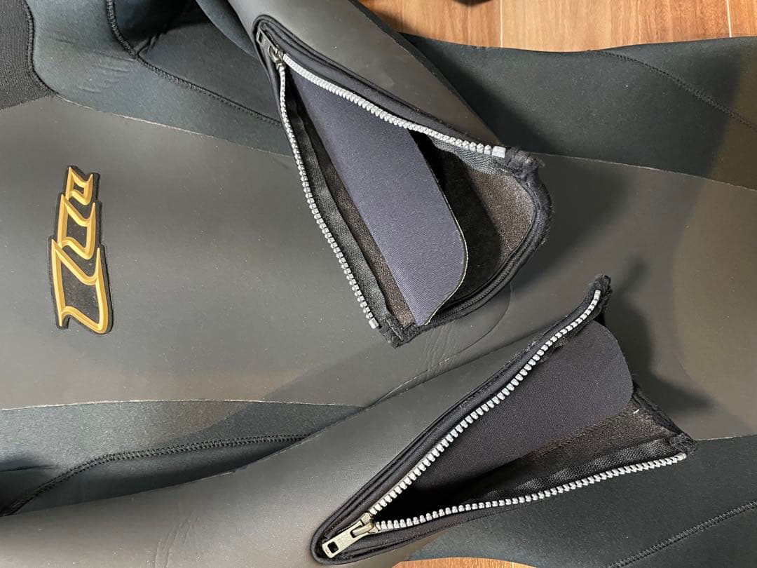 MOBBYS ウェットスーツ 美品