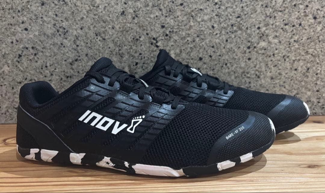 inov-8 bare-xf inov8 イノヴェイト　トレーニングシューズ