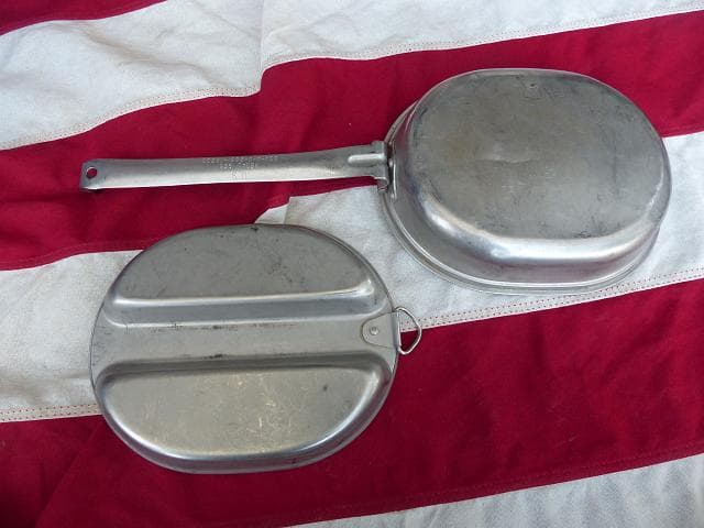 ナム戦 1966” 米軍実物　メスキットパン REGAL　331