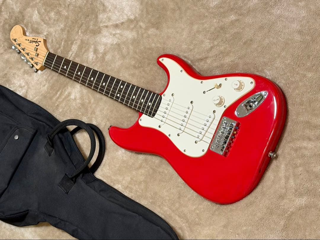 Squier by Fender mini スクワイヤー ケース付 ミニ ギター