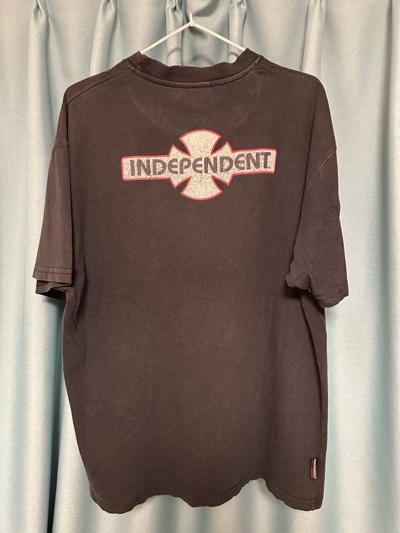 INDEPENDENT ロゴ Tシャツ ブラック