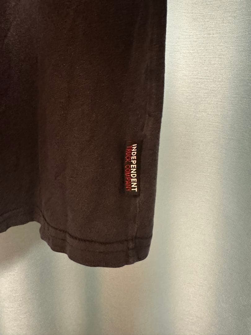 INDEPENDENT ロゴ Tシャツ ブラック