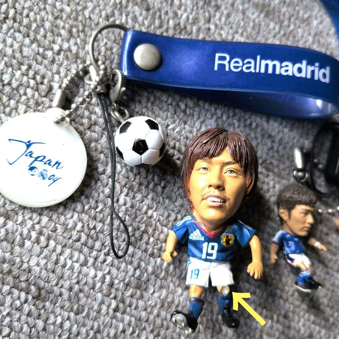 サッカー選手フィギュア3体セット + リアルマドリードキーホルダー