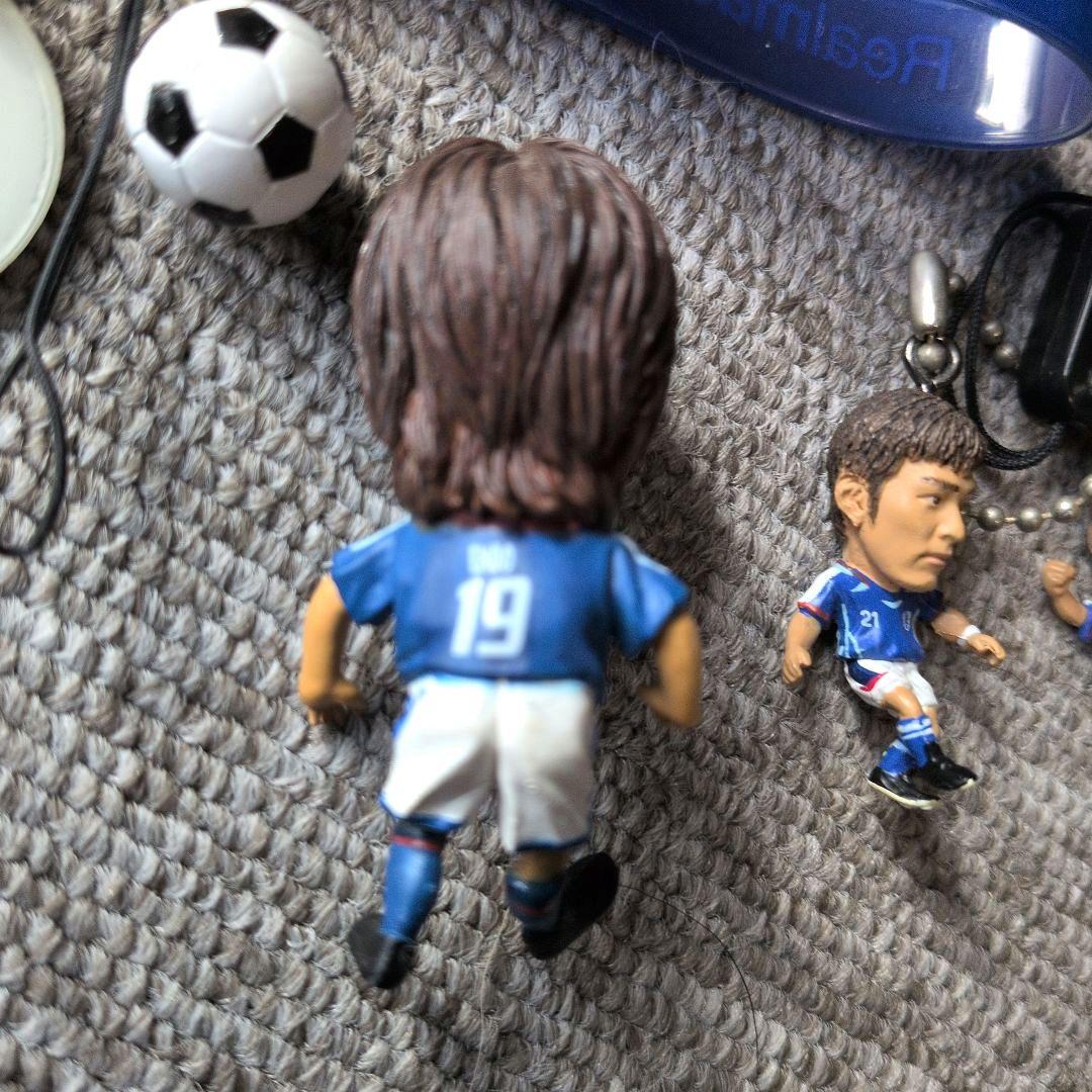 サッカー選手フィギュア3体セット + リアルマドリードキーホルダー