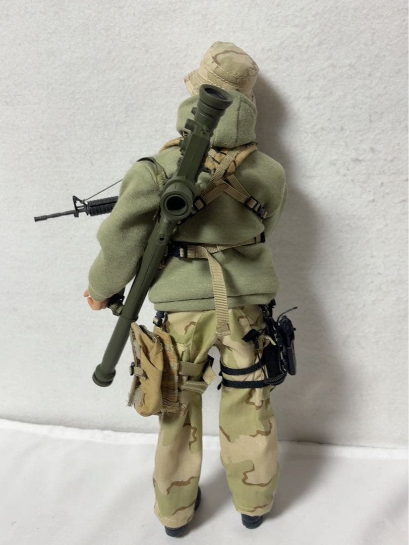 1/6 ミリタリー　フィギュア アクション　特殊部隊　装備　拳銃 12インチ①