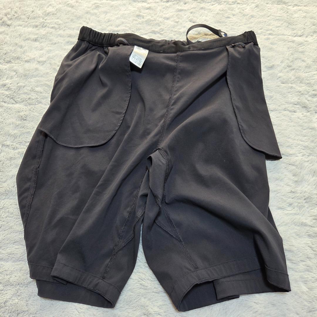 モンベル　ハーフパンツ　黒　L　サイクルツーリングショーツ　自転車　サイクリング