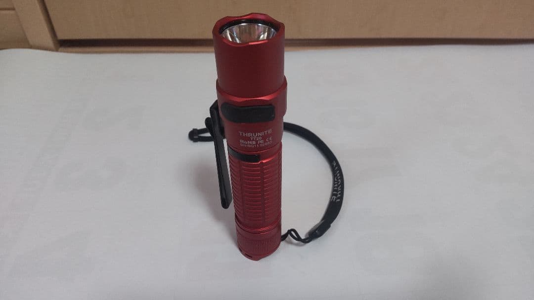 ThruNite TT20レッド
